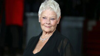 The reason why Judi Dench barely reads scripts. This is due to the disease he suffers from.