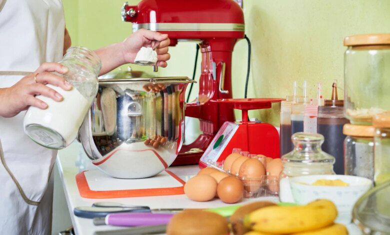 Кухонный комбайн и кулинарные тренды: почему готовить дома выгоднее?