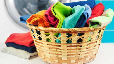 How to dry clothes faster indoors without a dryer. This way you keep them fresh!